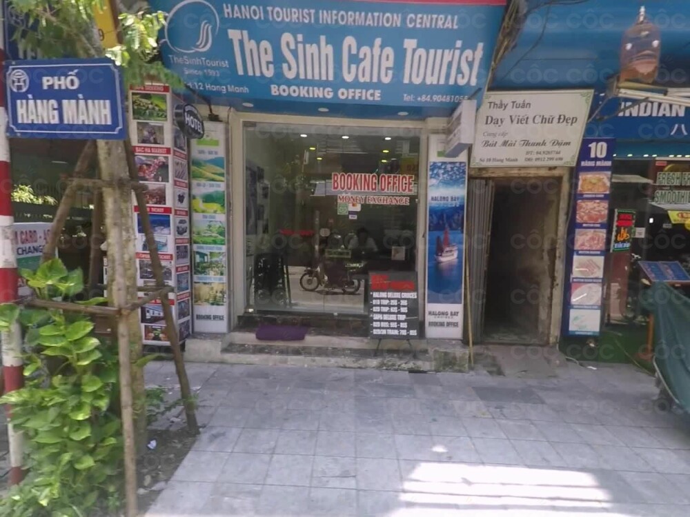 cafe sinh tourist